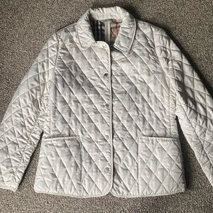 REPOST - Authentic Burberry White Quilted Jacket with Relaxed Fit